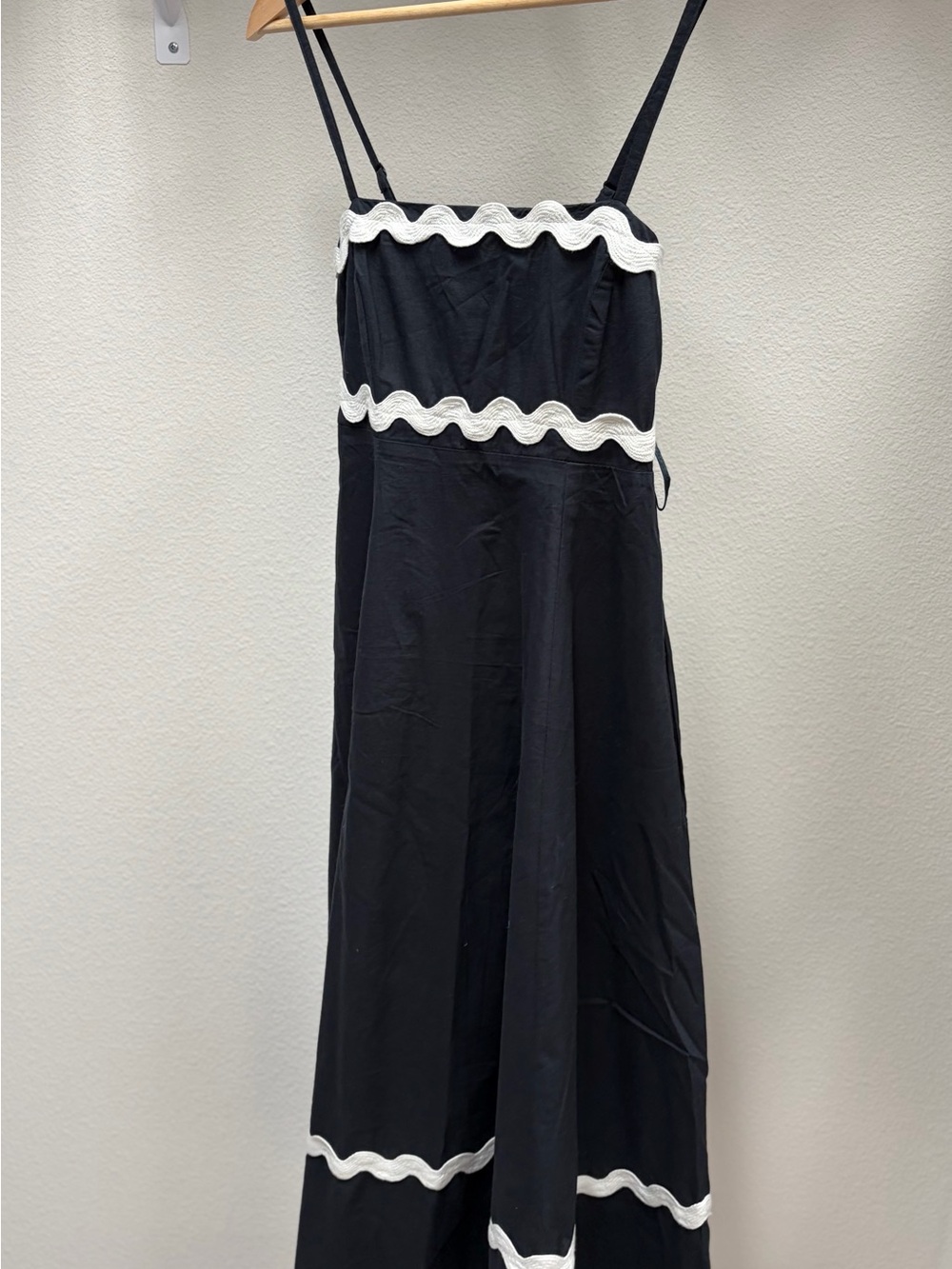 Black Maxi Sundress with White Wave Trim and pockets